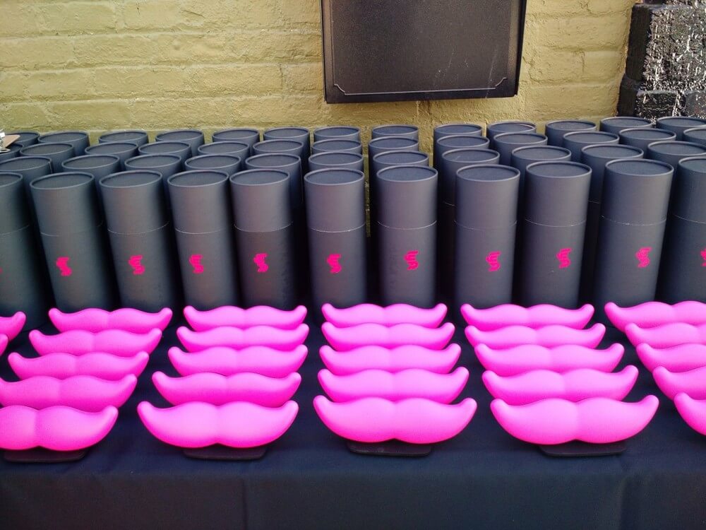 Lyft glowstache deput