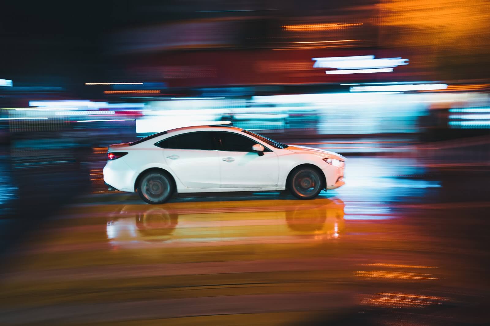 Uber XChange: a car surrounded by bright lights