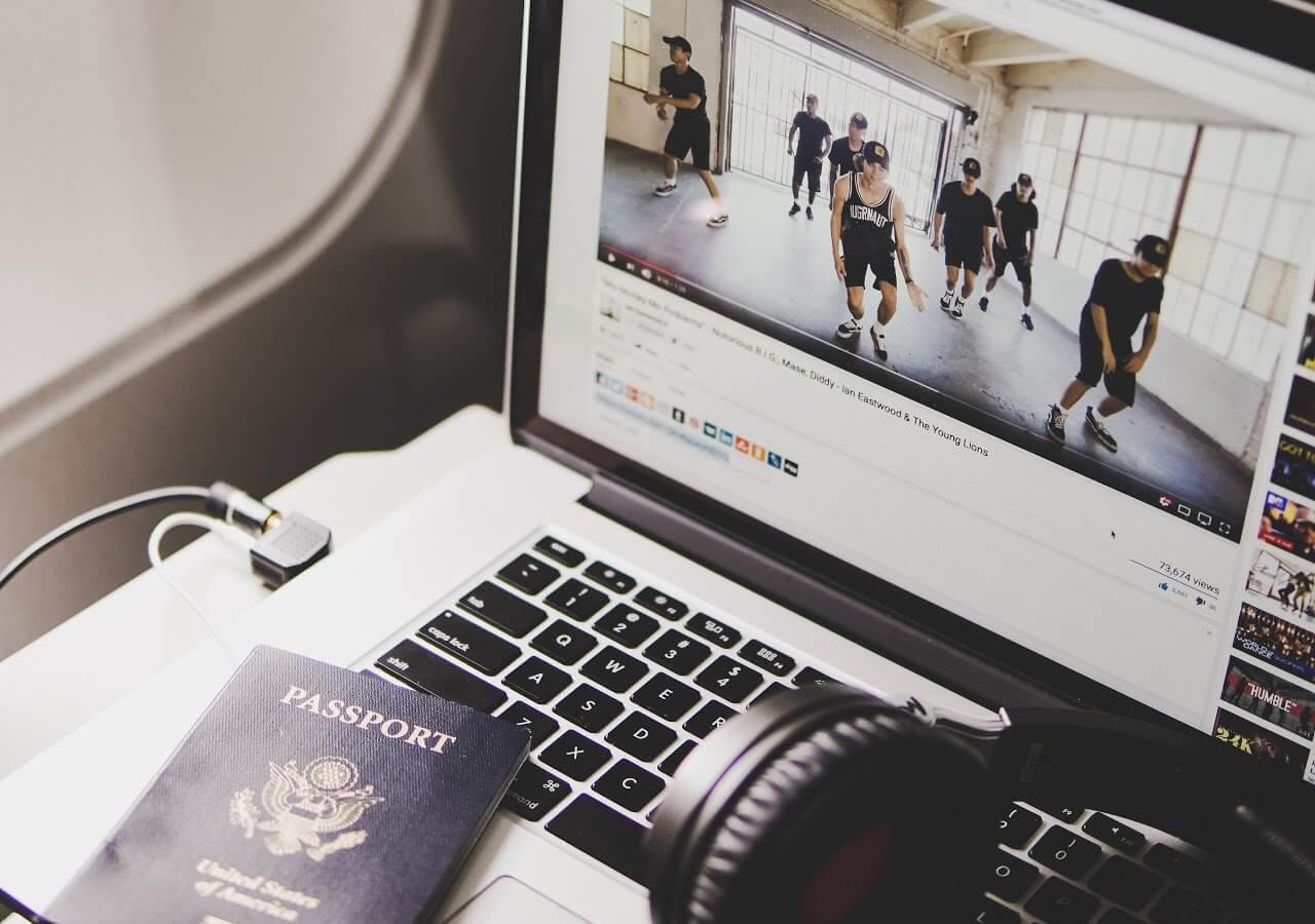 Passive income ideas let you travel more