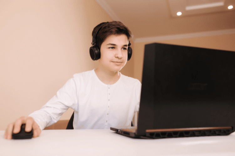 A teen selling basketball cards online